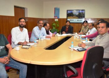 सोलन से हरियाणा के पंचकूला ज़िला से होकर बद्दी-नालागढ़ के लिए जाने वाला राजमार्ग यातायात के लिए बंद