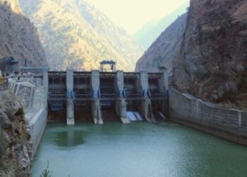 Mandi: लारजी प्रोजेक्ट के पावर हाउस में घुसा ब्यास का पानी :  करोड़ों का नुकसान ,  अधिकारियों ने भाग कर बचाई जान