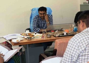 10वीं में टॉप पर 51 सौ, 12वीं में अव्वल रहने पर 50 हजार