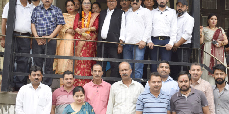 नसीम बाला सूचना एवं जन संपर्क विभाग से सेवानिवृत्त