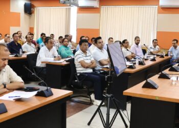 राजस्व अधिकारियों को व्यवहारिक बारिकियों से करवाया अवगत