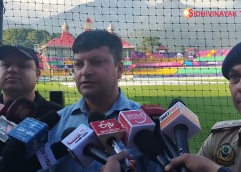 धर्मशाला: वर्ल्ड कप के मैचों से पहले सुरक्षा व्यवस्था का निरीक्षण करने पहुंचे एएसपी हितेश लखनपाल देखिए लाइव