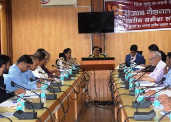 प्रधानमंत्री जीवन ज्योति बीमा योजना व जन सुरक्षा बीमा योजना के लिए कुल्लू में अभियान