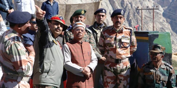 राज्यपाल ने किया शिपकी-ला सैन्य पोस्ट का दौरा