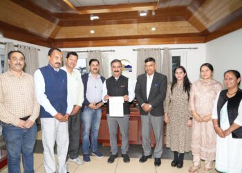 आपदा राहत कोष के लिए 2 लाख रुपये का अंशदान