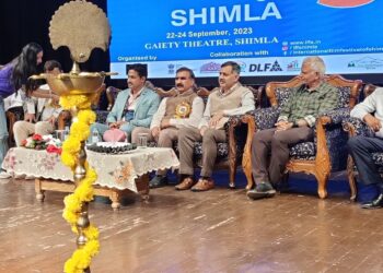 हिमाचल प्रदेश के मुख्यमंत्री ने किया  शिमला के 9वें अंतर्राष्ट्रीय फिल्म महोत्सव का उद्घाटन