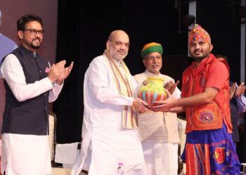 दिल्ली में ‘मेरी माटी-मेरा देश’ अभियान के तहत अमृत कलश यात्रा का शुभारंभ