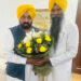 भगवंत मान ने चंडीगढ़ में पार्टी की मजबूती के लिए डा.. एसएस अहलूवालिया को दी शुभकामनाएं