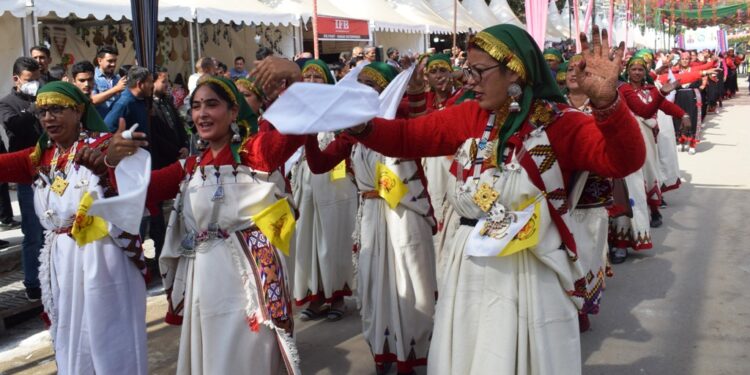 सप्ताह भर चलने वाले कुल्लू दशहरा का समापन हो गया