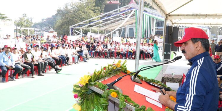 मुख्यमंत्री ने राज्य स्तरीय मैराथन (रेड रन) का शुभारम्भ किया