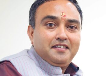 महिलाओं के सवालों से बचते फिर रहे कांग्रेस नेता  1500 का झांसा देकर महिलाओं से लिए वोट : BJP मीडिया कोऑर्डिनेटर विश्वचक्षु