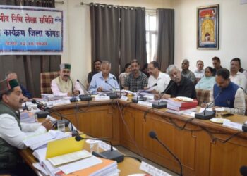 स्थानीय निधि लेखा समिति ने शहरी निकायों में निर्धारित नियमों के तहत ही भवन निर्माण को मंजूरी देने के दिए निर्देश