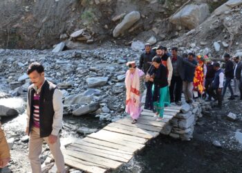 4500 करोड़ रुपये का राहत पैकेज जारी करने के लिए प्रतिभा सिंह ने मुख्यमंत्री का जताया आभार