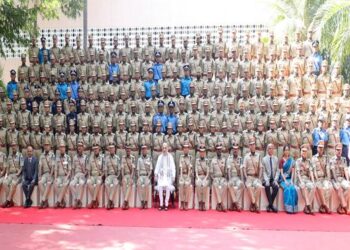 केंद्रीय गृह मंत्री और सहकारिता मंत्री अमित शाह ने आज हैदराबाद में सरदार वल्लभभाई पटेल राष्ट्रीय पुलिस अकादमी में आईपीएस के 75 आरआर बैच की दीक्षांत परेड को संबोधित किया।