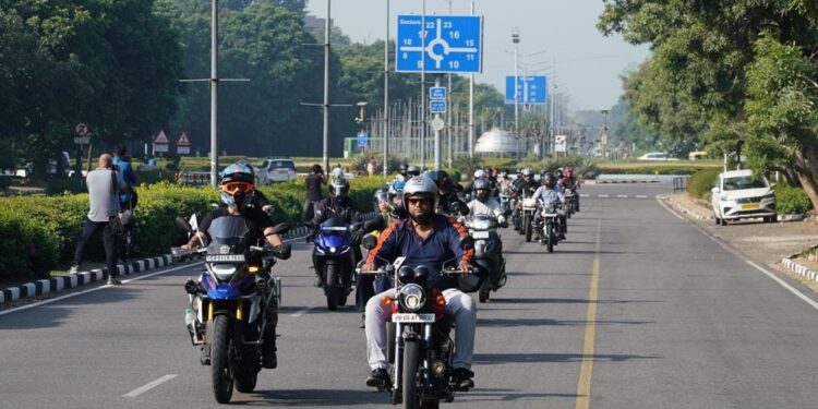 Anti Dengue drive and Awareness Bike-Car rally was conducted today by Malaria Wing of Health Department U.T, Chandigarh
