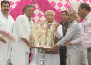 मुख्यमंत्री ने की ऑटो मार्केट सिरसा की राशि ब्याज समेत देने की घोषणा