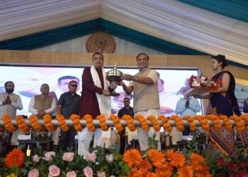 असम के गुवाहाटी में 17,500 करोड़ रुपये की 26 राष्ट्रीय राजमार्ग परियोजनाओं का उद्घाटन