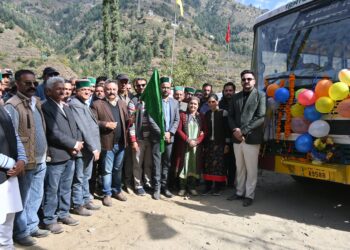 शिक्षा मंत्री ने नावर क्षेत्र में नरैण-घराला-मढारली सम्पर्क मार्ग का किया लोकार्पण