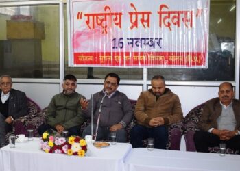 कृत्रिम मेधा के लाभ अपनाकर भविष्य की चुनौतियों का सफलतापूर्वक सामना करें मीडिया कर्मी :  मनमोहन शर्मा