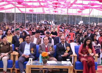 प्रदेश सरकार ने कालेज लेक्चरर के सैकड़ों पद भरे : कुलदीप सिंह पठानिया