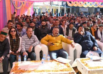 ग्रामीण एवं दुर्गम क्षेत्रों में रिक्त पड़े शिक्षकों के पदों को भरने के लिए 6 हजार नए शिक्षक भर्ती किए जा रहे : रोहित ठाकुर शिक्षा मंत्री 