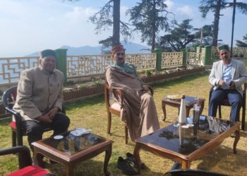 धारकंडी क्षेत्र की समस्याओं को प्राथमिकता के आधार पर किया जाएगा दूर : केवल सिंह पठानिया