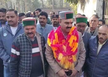 Hamirpur (Badsar) : शिवा पब्लिक सीनियर सेकेंडरी स्कूल मोहलवीं ने मनाया वार्षिक पारितोषिक समारोह