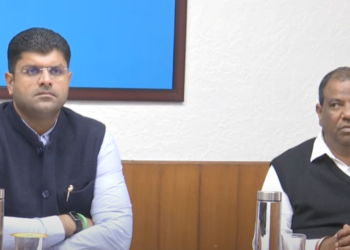 Haryana : सही जांच -पड़ताल के बाद असली मालिक के नाम ही बनाएं प्रॉपर्टी आईडी : उप मुख्यमंत्री दुष्यंत चौटाला