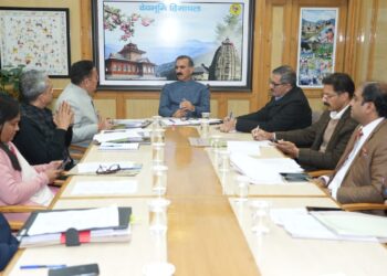 बालिकाओं की विवाह योग्य आयु बढ़ाने को गठित होगी समिति: सीएम