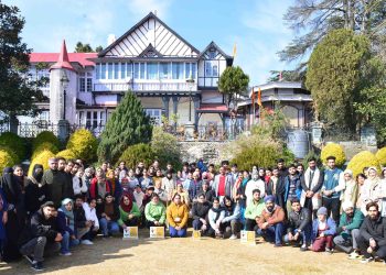 राष्ट्र के युवा उस देश की निधि एवं पहचान,  देश उनके विचारों और सपनों से ही प्रगति करता है