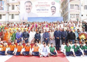 मुख्यमंत्री ने मंडी के धर्मपुर में 71.39 करोड़ रुपये लागत की 13 परियोजनाओं के शिलान्यास व उद्घाटन किए