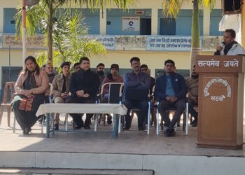 Kangra:  गवर्नमेंट सीनियर सेकेंडरी स्कूल सदवां में साइबर अपराध पर एक जागरूकता कार्यक्रम का आयोजन