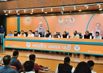 हिमाचल कांग्रेस के 6 बागी नेताओं ने दिल्ली में बीजेपी ज्वाइन कर ली है