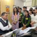 केंद्रीय विश्वविद्यालय में गुरु शिष्य का पवित्र रिश्ता हुआ तार तार