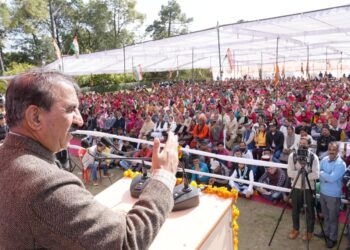 प्रदेश के लोगों से विश्वासघात करने वालों को जनता माफ नहीं करेगी: मुख्यमंत्री