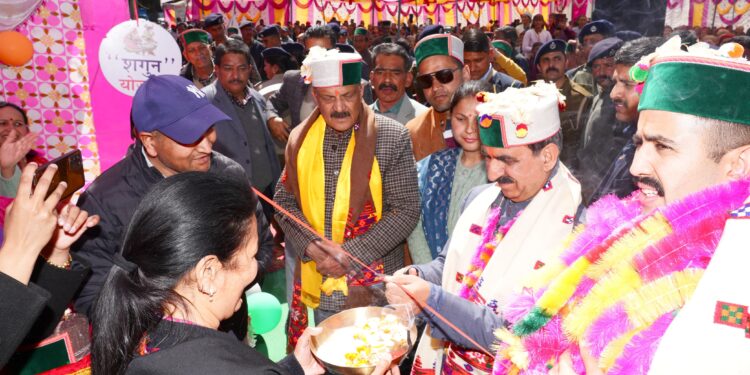 धन-बल से लोकतंत्र को कमज़ोर करने वालो को लोकसभा चुनाव में करारा जवाब देगी जनता: मुख्यमंत्री