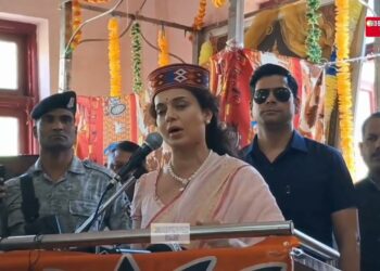 लोकसभा चुनाव धर्मयुद्ध,जीतकर बनना है मोदी सेना के सेवक