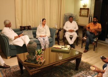 केंद्रीय मंत्री गजेंद्र सिंह शेखावत जी भाजपा की राष्ट्रीय कार्यकारी सदस्य के आवास पर पहुंचे