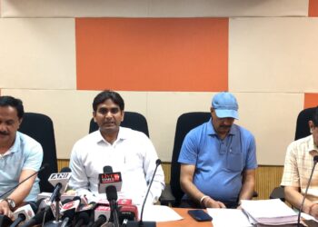 कल सुबह 7 से शाम 6 बजे तक कर सकते हैं मतदान