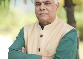 सेना के शौर्य और बलिदान पर प्रश्नचिन्ह लगाते हैं इंडी गठबंधन के नेता : डॉ राजीव भारद्वाज