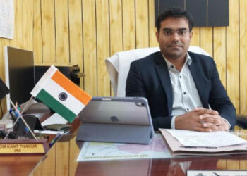 मतदान के लिए 21 से 26 मई तक घर-घर दस्तक देंगी मोबाइल पोलिंग टीमें