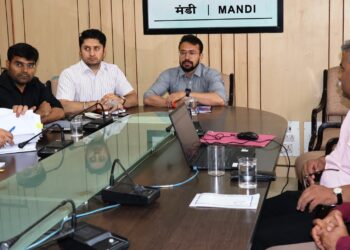 केन्द्रीय चुनाव पर्यवेक्षक की मौजूदगी में हुआ मतदान दलों का अंतिम रेंडमाइजेशन