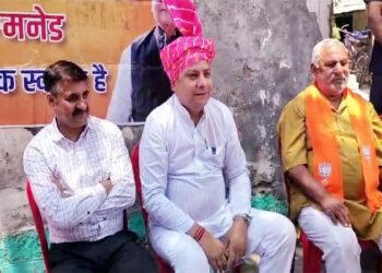 सुख की सरकार में कर्ज लेकर देनी पड़ रही तनख्वा : सुधीर शर्मा