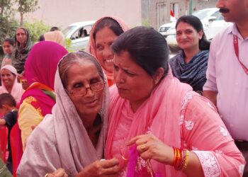आजाद विधायक इस्तीफा देकर दोबारा चुनाव लड़ रहा, ऐसी क्या मजबूरी है : कमलेश