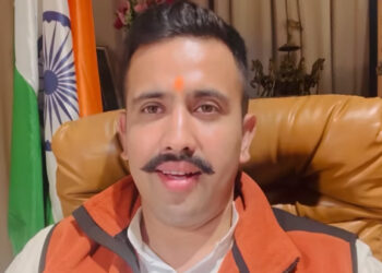 विकासात्मक कार्यों को गति प्रदान करें अधिकारी : विक्रमादित्य सिंह