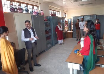 तकनीकी शिक्षा मंत्री ने आईटीआई चौपाल का किया औचक निरीक्षण