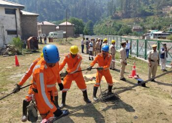 भूस्खलन एवं बाढ़ पर शिमला के सभी उपमण्डलों में हुई मेगा माॅकड्रिल