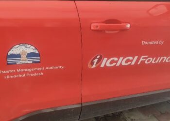 आईसीआईसीआई फाउंडेशन आपदा प्रबंधन के लिए स्कार्पियो वाहन किया प्रदान