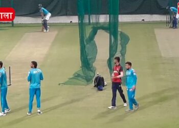 IPL : लखनऊ सुपर जेंट्स और पंजाब किंग्स के खिलाड़ियों ने अपने आगामी आईपीएल मैच के लिए धर्मशाला क्रिकेट स्टेडियम में की प्रैक्टिस