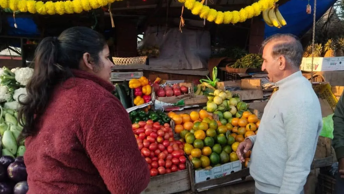  Chief Minister Sukhu interacted directly with the people during his morning walk.